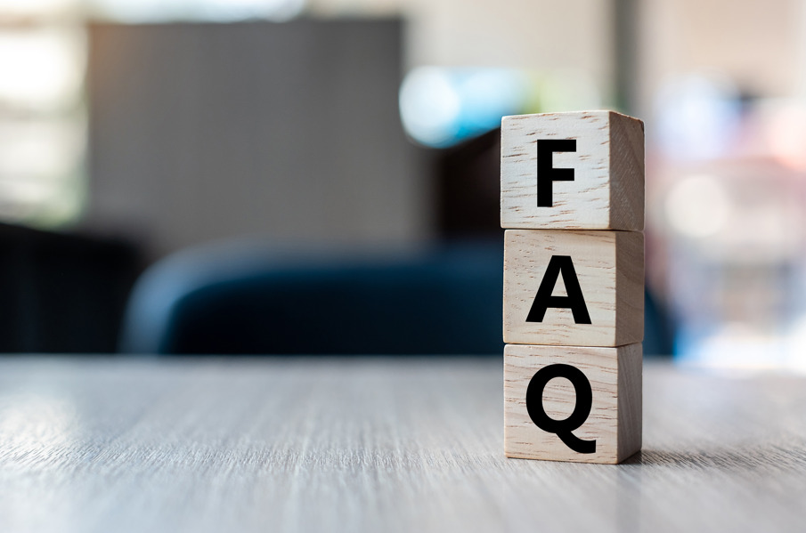 fisioterapeuta tricologista: blocos de madeira formando a palavra FAQ.